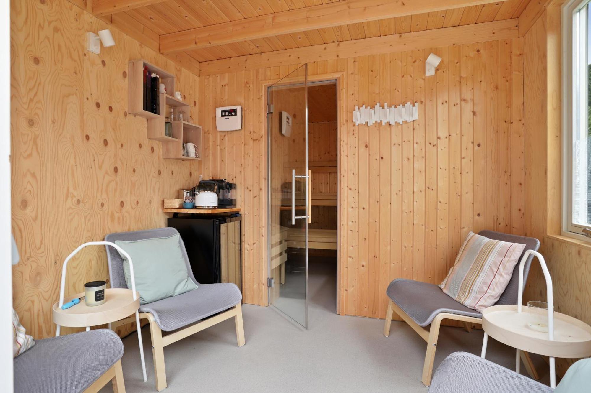 B&B - Sauna D'Olle Pastorie Vierhuizen 외부 사진